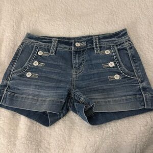 Miss Me Jean shorts - Size 25